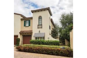 210 Via Villagio, Hypoluxo, FL 33462, Sold 11/13/17