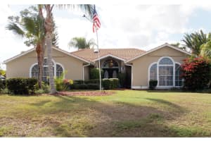 732 SE River Ct, Port St. Lucie, FL 34983, Sold 07/31/17
