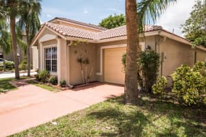 8693 Binghamton Ave, Boynton Beach, FL 33436, Sold 05/31/17