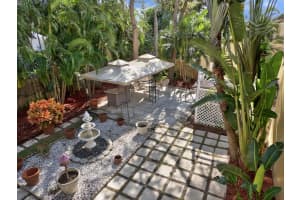 1081 Siena Oaks Cir E, Palm Beach Gardens, FL 33410, Sold 09/22/17