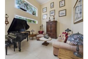 1081 Siena Oaks Cir E, Palm Beach Gardens, FL 33410, Sold 09/22/17