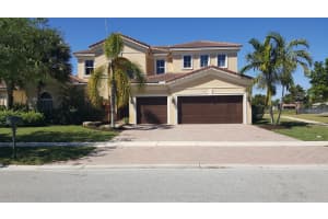 9150 Pineville Dr, Lake Worth, FL 33467, Sold 08/31/18