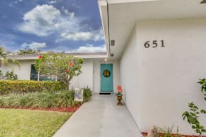651 West Dr, Delray Beach, FL 33445, Sold 06/13/17