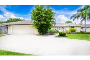 2960 SE Falmouth Dr, Stuart, FL 34997, Sold 07/07/17