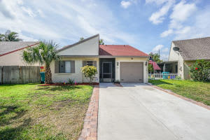 34 Peachtree Pl, Boynton Beach, FL 33436, Sold 06/02/17