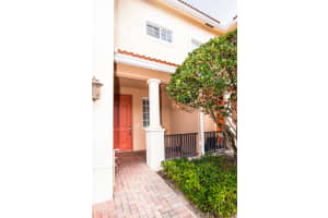 6282 S Military Trail, Lake Worth, FL 33463, Sold 06/30/17