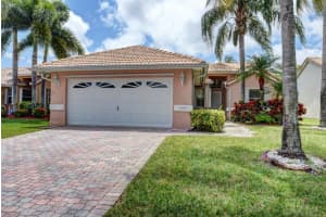 5422 Grande Palm Cir, Delray Beach, FL 33484, Sold 07/07/17