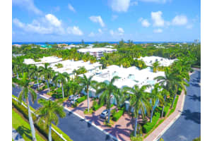 790 Andrews Ave APT E102, Delray Beach, FL 33483, Sold 06/15/17