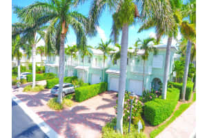 790 Andrews Ave APT E102, Delray Beach, FL 33483, Sold 06/15/17