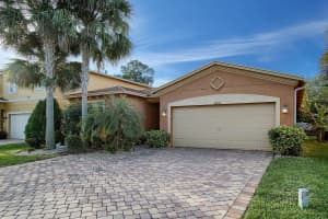5814 Gypsum Pl, West Palm Beach, FL 33413, Sold 06/21/17