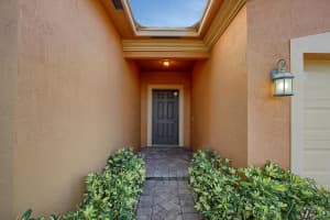 5814 Gypsum Pl, West Palm Beach, FL 33413, Sold 06/21/17