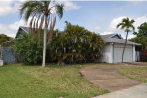 9691 Carousel Cir S, Boca Raton, FL 33434, Sold 08/04/17
