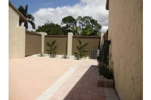 257 Pleasant Wood Dr, Wellington, FL 33414, Sold 06/27/17