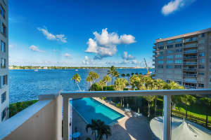 MLS# R10330549, West Palm Beach, Florida 33407