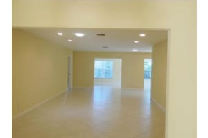 386 SW 5th Way, Boca Raton, FL 33432, Sold 08/18/17