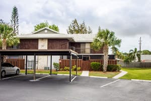3204 SE Guinevere Ln, Port St. Lucie, FL 34952, Sold 07/28/17