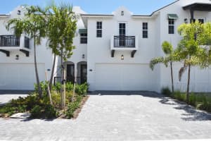 1015 Phillips Rd, Delray Beach, FL 33483, Sold 08/01/17