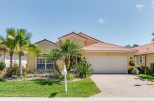5820 Royal Club Dr, Boynton Beach, FL 33437, Sold 07/14/17