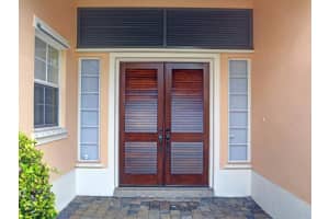 9220 Seasons Terrace, Vero Beach, FL 32963, Sold 10/06/17