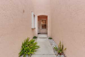 2479 S Coral Trace Cir, Delray Beach, FL 33445, Sold 07/28/17