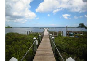 6165 S Mirror Lake Dr, Sebastian, FL 32958, Sold 08/25/17