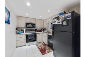 100 Lehane Terrace, North Palm Beach, FL 33408, Sold 09/01/17