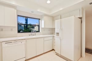 101 Clubhouse Cir, Jupiter, FL 33477, Sold 08/10/17