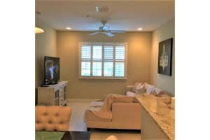 156 Village Blvd, Tequesta, FL 33469, Sold 09/29/17