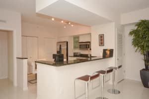 225 NE 1st St, Delray Beach, FL 33444, Sold 09/15/17