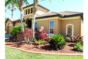 805 SW St Julien Ct, Port St. Lucie, FL 34986, Sold 08/04/17
