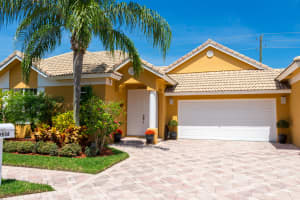 9936 Boynton Gardens Way, Boynton Beach, FL 33437, Sold 07/26/17