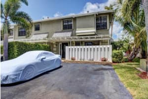 611 NE 12th Terrace, Boynton Beach, FL 33435, Sold 10/31/17