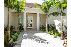 MLS# R10335182, Vero Beach, Florida 32963