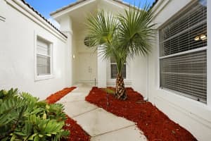 10871 Fox Glen Dr, Boca Raton, FL 33428, Sold 07/28/17