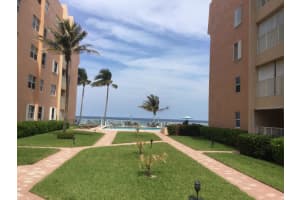 3520 S Ocean Blvd APT H202, South Palm Beach, FL 33480, Sold 12/14/17