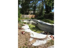 1235 5th Pl, Vero Beach, FL 32962, Sold 06/09/17