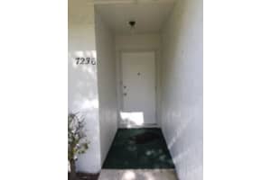 7236 E Oakridge Cir, Lantana, FL 33462, Sold 06/30/17