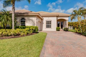 MLS# R10335812, Vero Beach, Florida 32968
