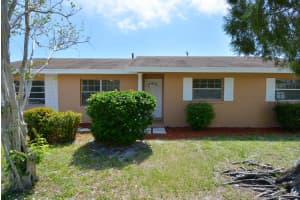 114 Devonshire Dr, Fort Pierce, FL 34946, Sold 11/27/17