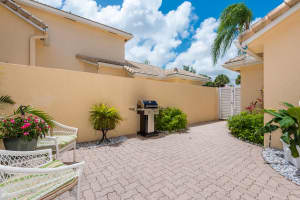 5315 Monterey Cir d 51, Delray Beach, FL 33484, Sold 07/25/17