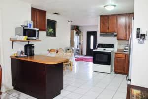 2324 Avenue Z, West Palm Beach, FL 33404, Sold 07/28/17