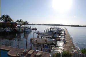 136 Harbors Way, Boynton Beach, FL 33435, Sold 10/20/17