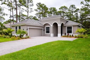 2726 Oak Aly, Fort Pierce, FL 34981, Sold 07/18/17