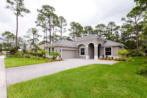 2726 Oak Aly, Fort Pierce, FL 34981, Sold 07/18/17