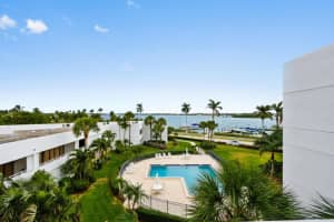 3701 S Flagler Dr, West Palm Beach, FL 33405, Sold 08/01/17