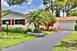 4719 Rainbow Dr, Greenacres, FL 33463, Sold 08/11/17