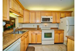 3545 S Ocean Blvd, South Palm Beach, FL 33480, Sold 11/01/17