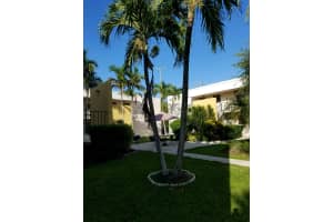501 Dotterel Rd #28d, Delray Beach, FL 33444, Sold 08/18/17