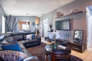 7901 NW 6th St, Pembroke Pines, FL 33024, Sold 08/25/17