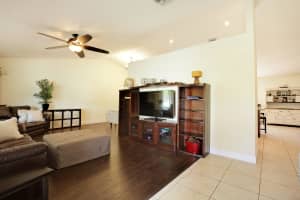 129 Sunflower Cir, Royal Palm Beach, FL 33411, Sold 08/18/17